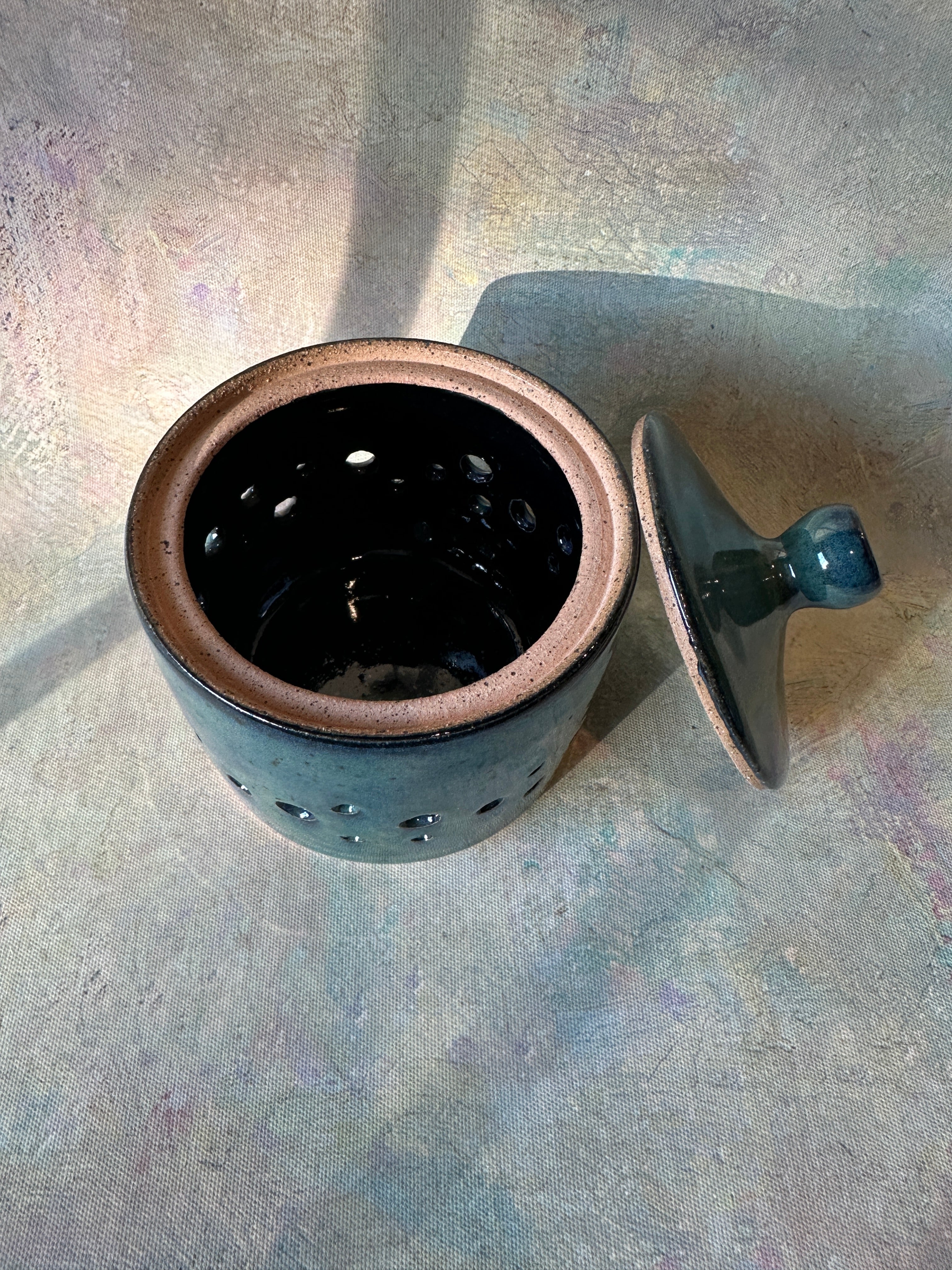 Stoneware garlilc keeper