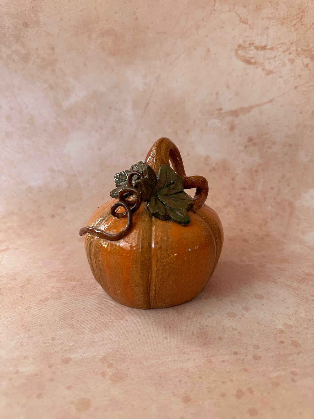 handcrafrted decorative stoneware pumkin